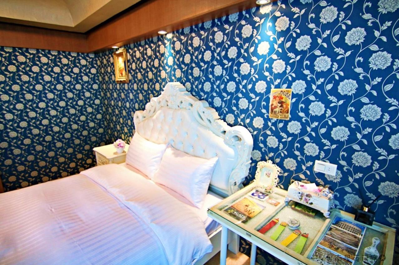星夜神農 Apartment Tainan Bagian luar foto