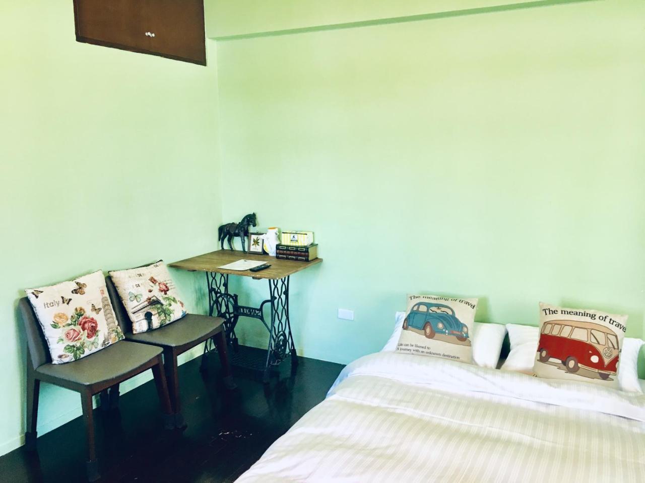 星夜神農 Apartment Tainan Bagian luar foto